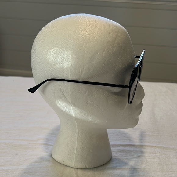 Quay x Desi High Key Aviator Sunglasses Black Metal Frame Mirror Smoke Lens - Picture 8 of 16